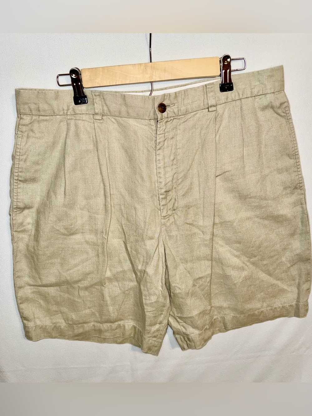 Men's Brooks Brothers 100% Linen Shorts in Light Khaki, Size 36